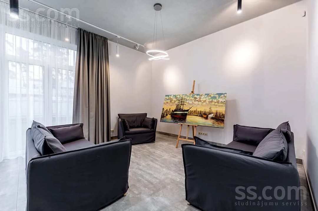 5 istabu dzīvoklis — Piestātnes iela 7