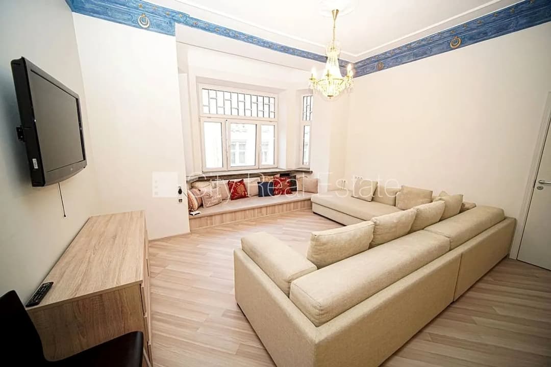 Divistabu dzīvoklis — Lāčplēša iela 18 — bilde 2
