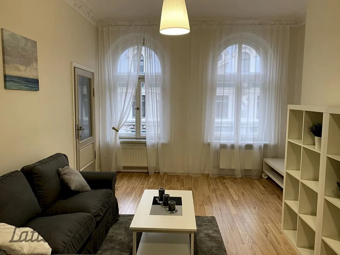 Trīsistabu dzīvoklis — Krišjāņa Barona iela 15, Rīga — bilde 2