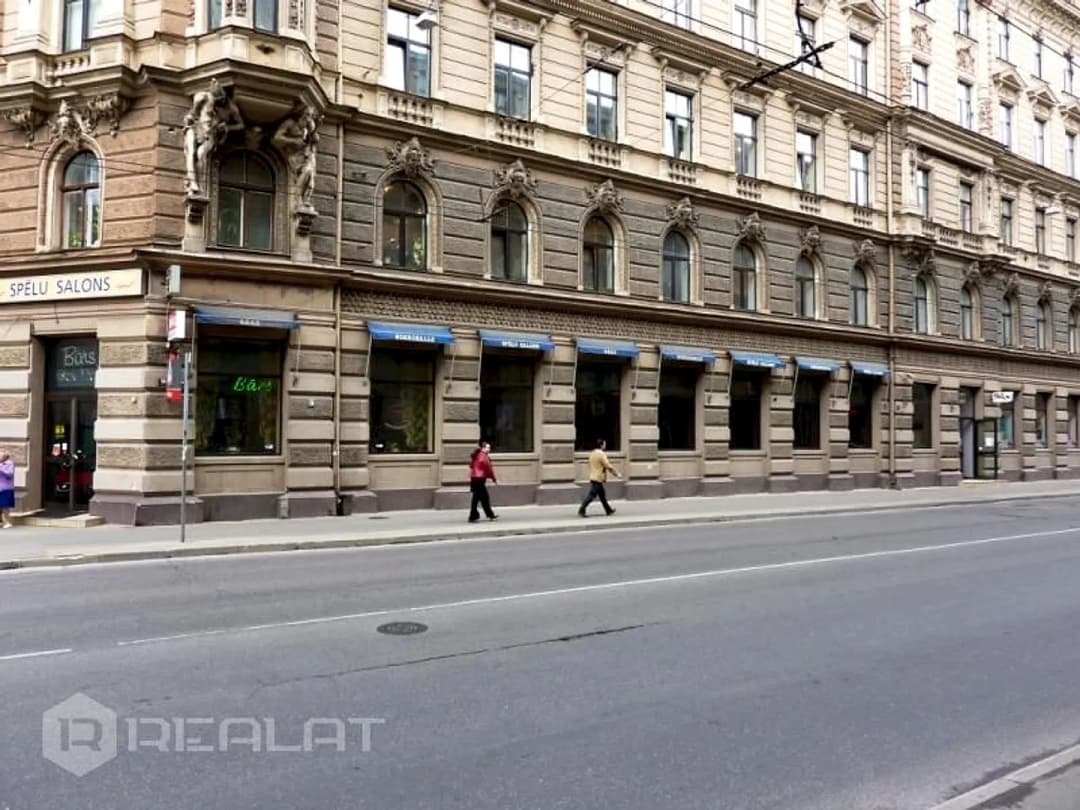 Komerctelpas — Spilves iela 24a, Rīga (Centrs) — vēl bildes