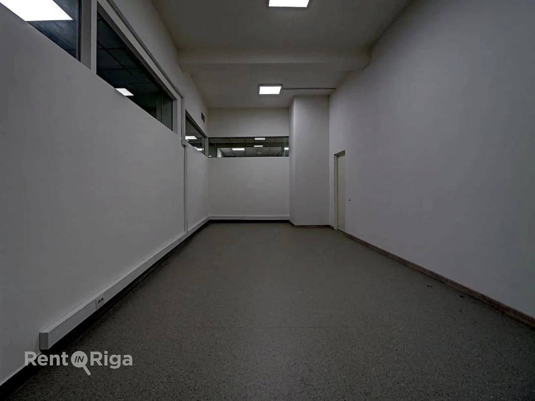 Brīvības gatve 403, Jugla — bilde 4