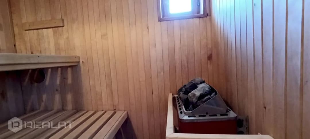 Četristabu dzīvoklis — Sadovņikova F. iela 22 — vēl bildes