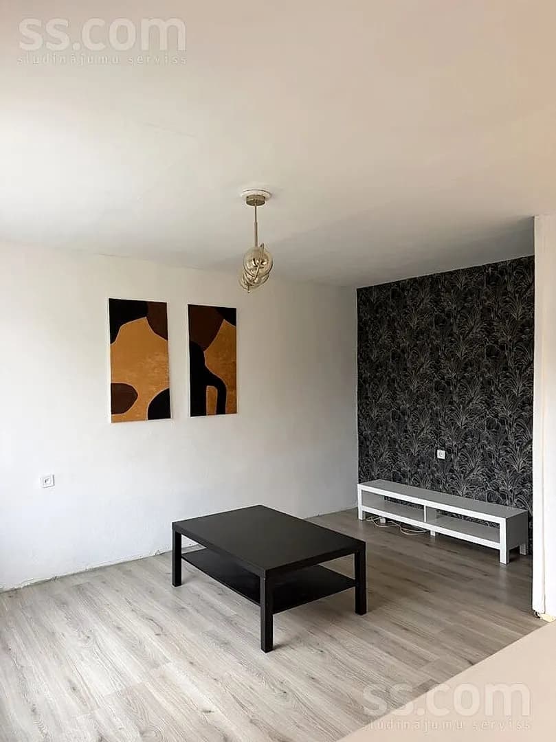 Divistabu dzīvoklis — Virkas iela 31 — vēl bildes
