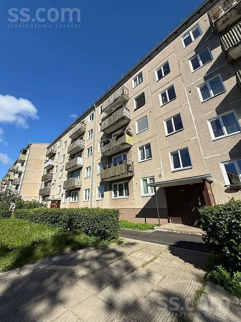 Trīsistabu dzīvoklis — Maltas 15