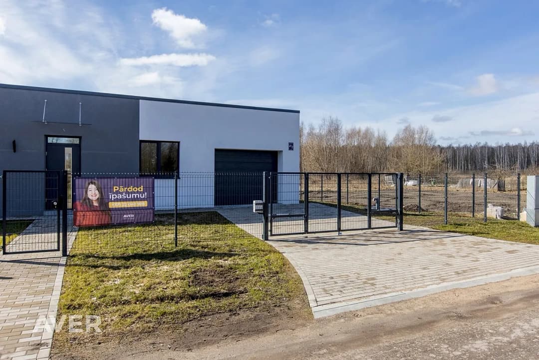 4-ist. Māja, 146㎡ - Stopiņu pagasts, Līči