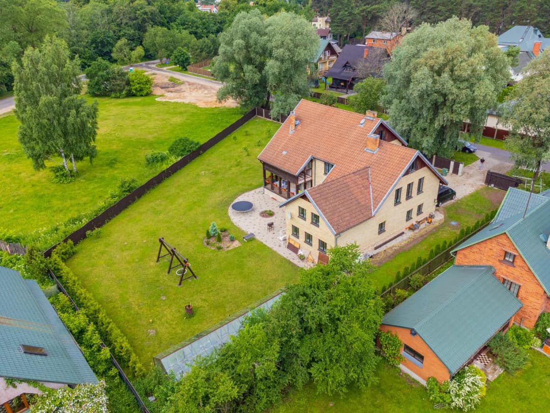 Ozolu iela, Ādaži, Ādažu novads — bilde 3