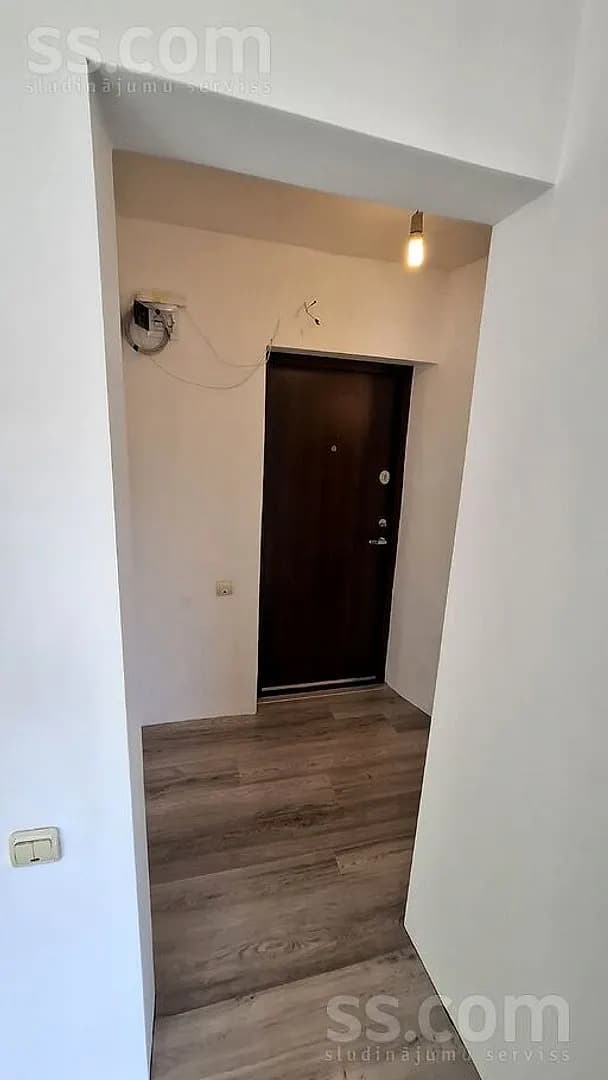 Divistabu dzīvoklis — Pļavu iela 4
