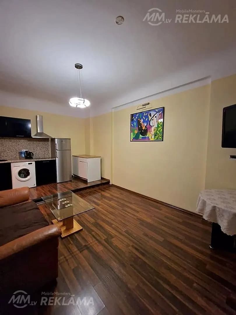 Izīrē 2 istabu 40 m2 dzīvokli pašā centrā renovētā namā A.Čaka ielā 33 — bilde 3