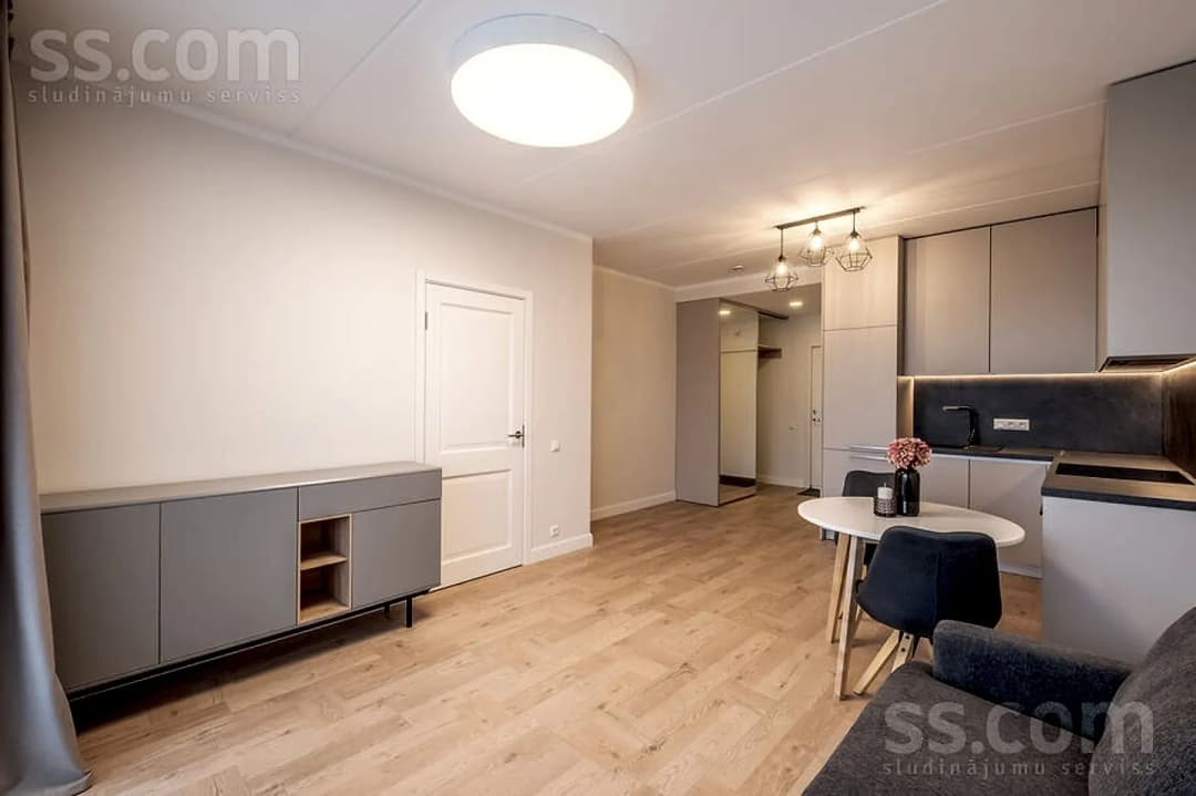 Divistabu dzīvoklis — Jūrmalas g. 82 k-2 — bilde 2