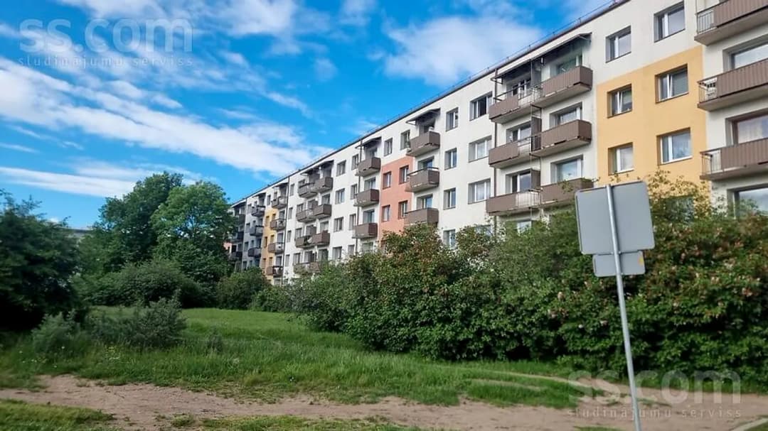 Trīsistabu dzīvoklis — Klaipēdas 72 — bilde 2