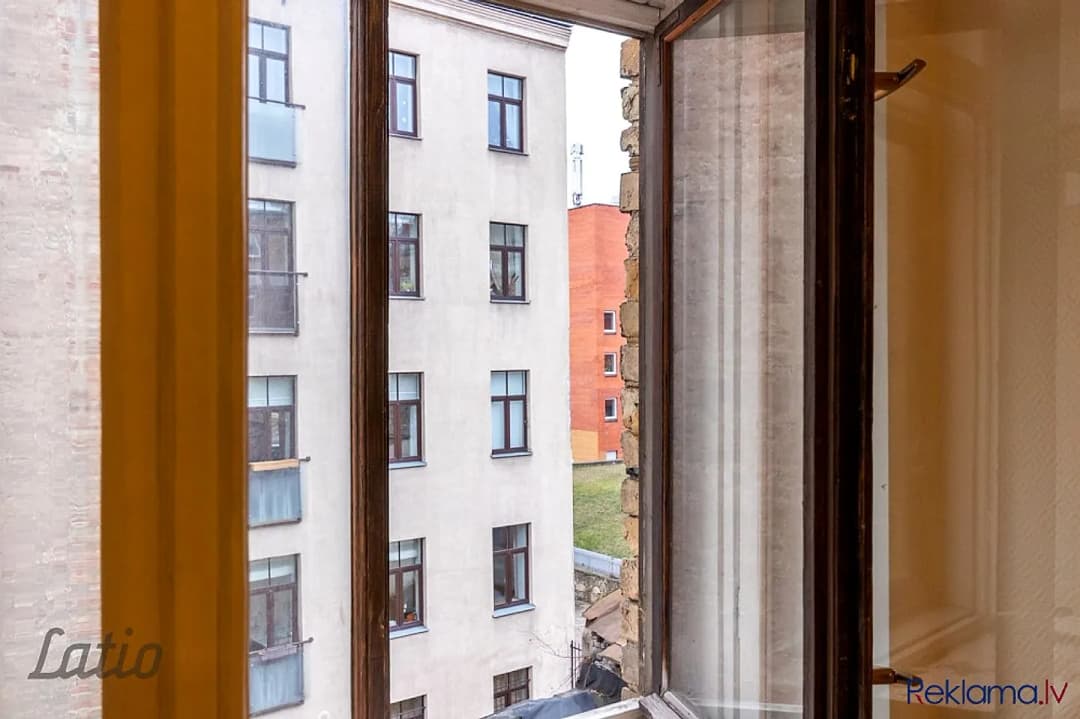 Piecistabu dzīvoklis — Pulkveža Brieža iela 9, Rīga — bilde 3