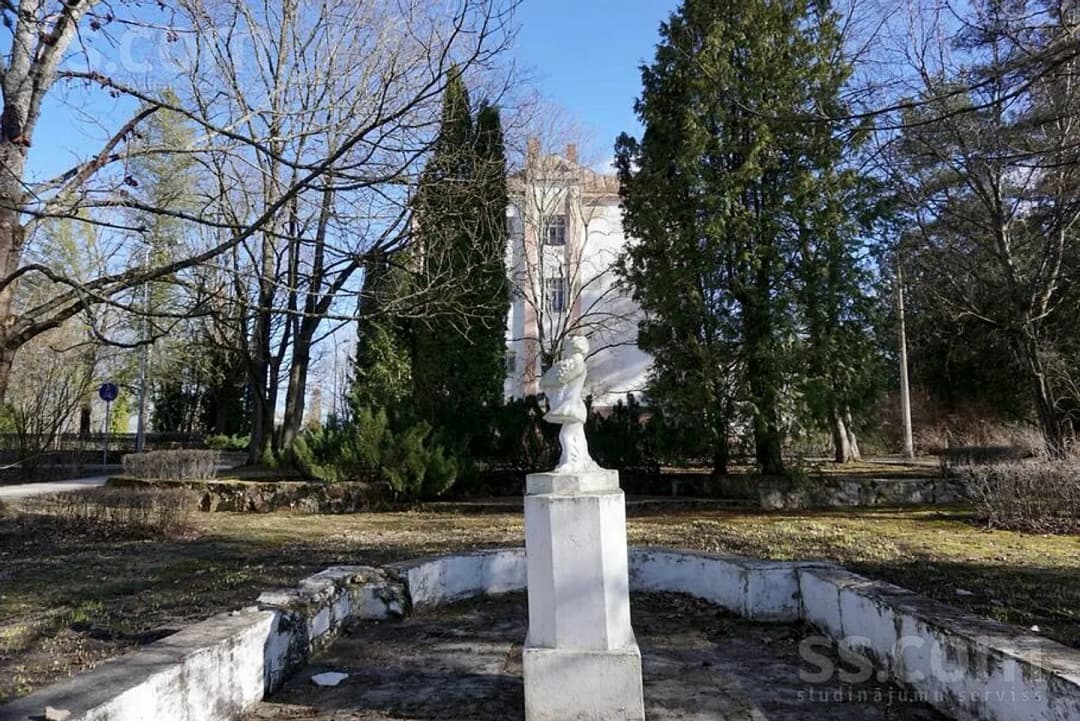 Piecistabu māja — P64, Augšdaugavas novads (Daugavpils) — vēl bildes