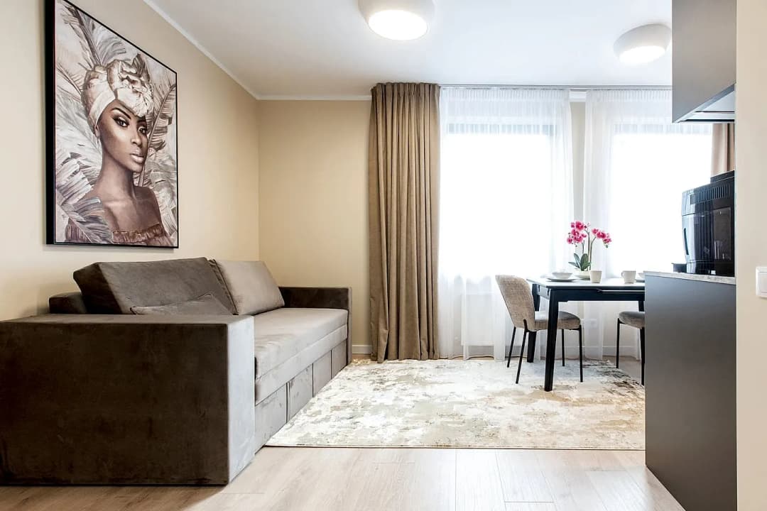 Ernesta Birznieka Upīša 20A, Centrs — bilde 2