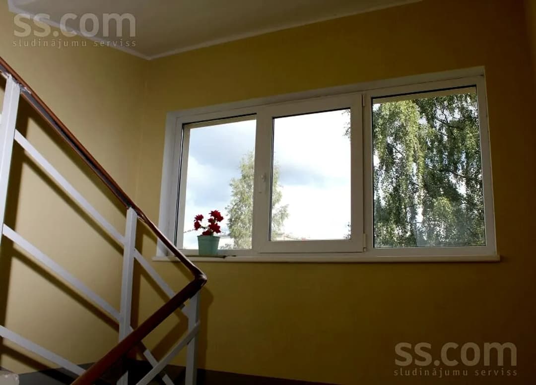 Divistabu dzīvoklis — Saules 17 — bilde 2