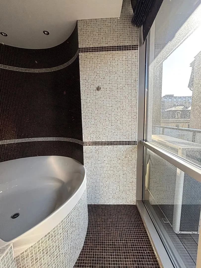 3-ist. Dzīvoklis, 108㎡ - Rīga, Centrs — vēl bildes