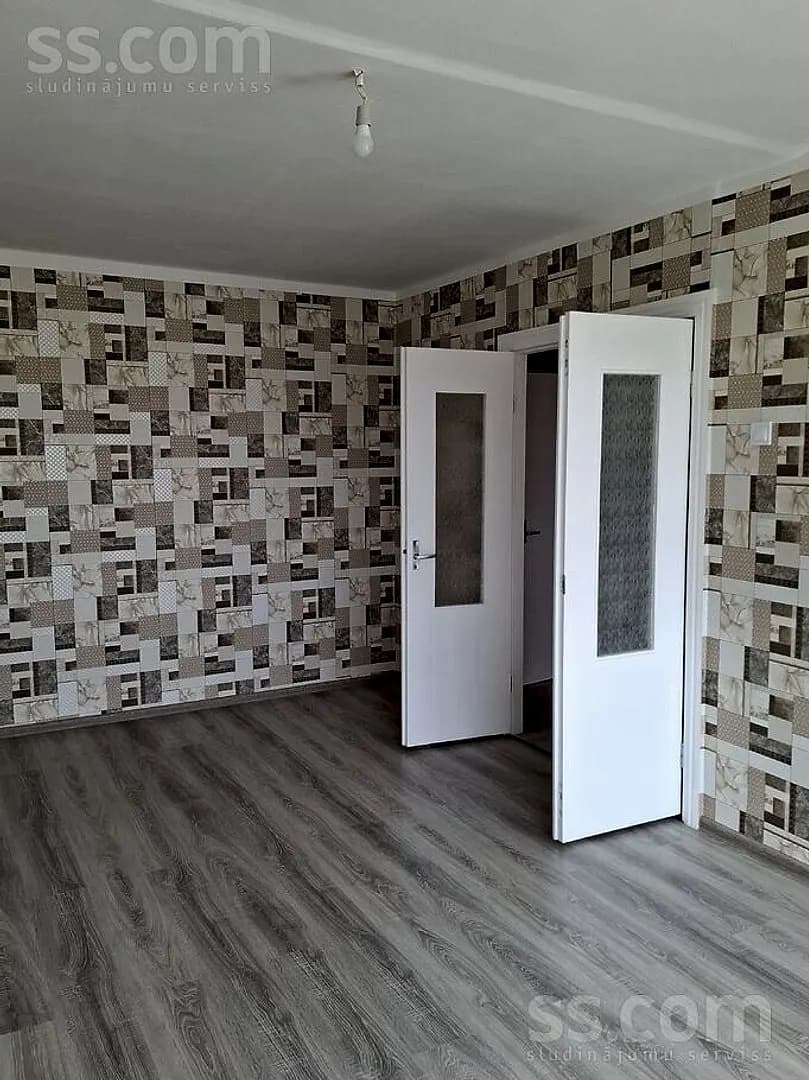 Divistabu dzīvoklis — Rūpniecības 34 — vēl bildes