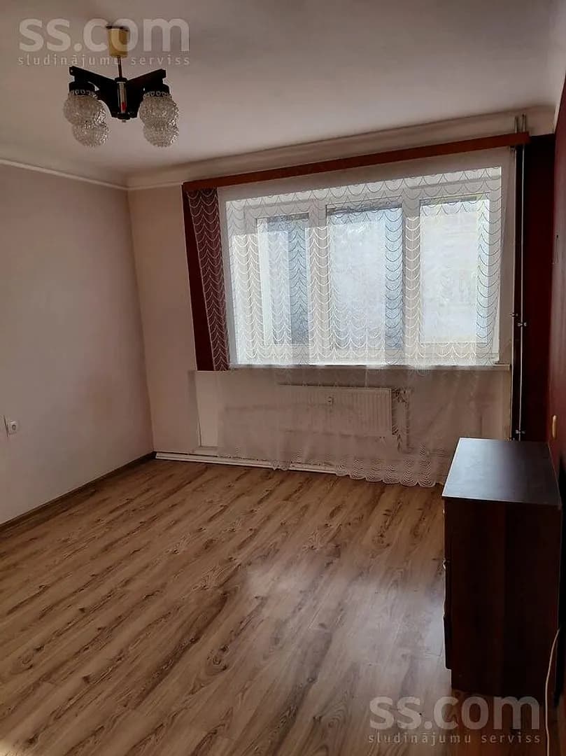 Vienistabas dzīvoklis — Rīgas iela 6b — vēl bildes