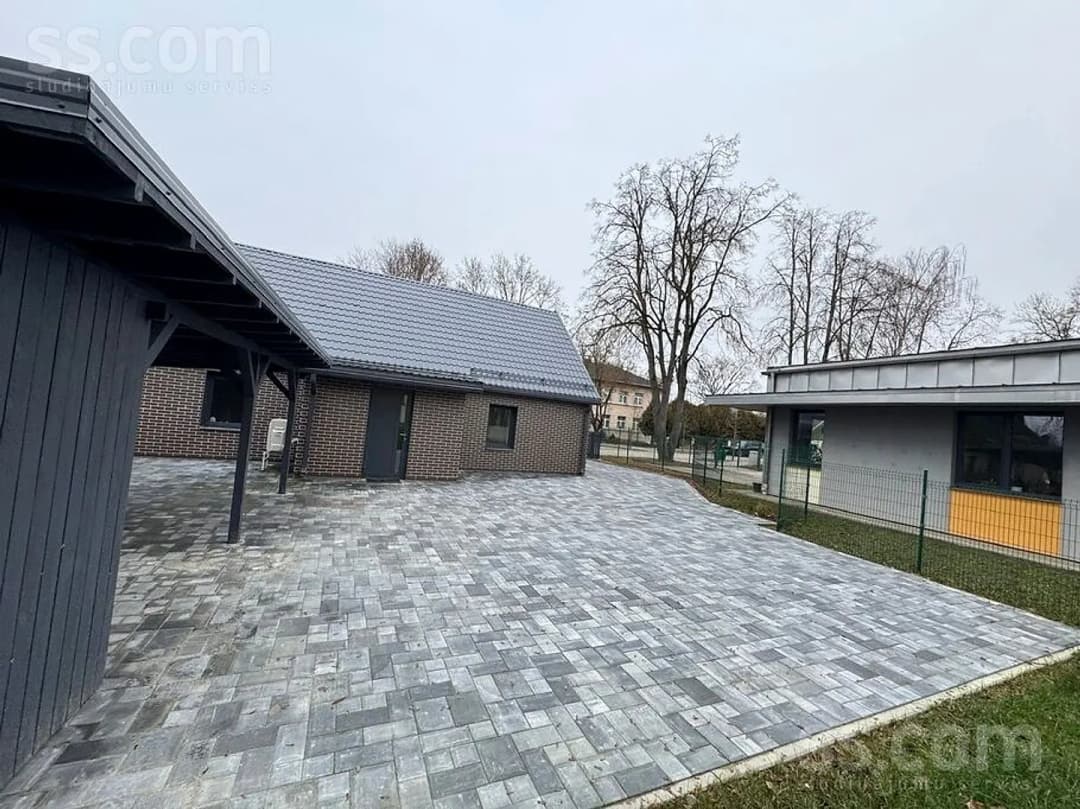 Māja — Upes iela 12 — bilde 2