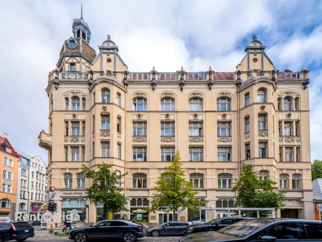 Divistabu dzīvoklis — Brīvības iela 68