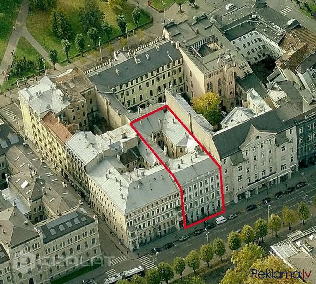Pārdodas fantastisks namīpašums Rīgas centrā, kas atrodas pāri ielai no diviem ainaviskiem — bilde 2