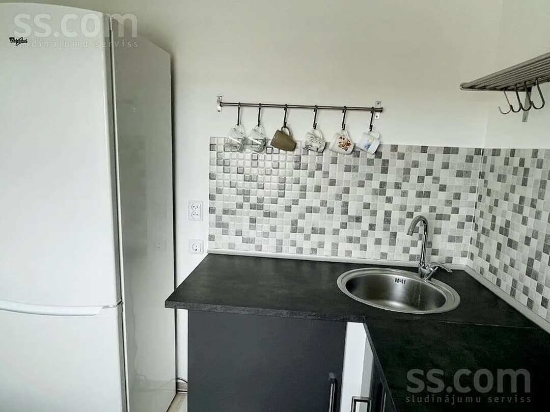 Vienistabas dzīvoklis — Brantkalna 1 — vēl bildes