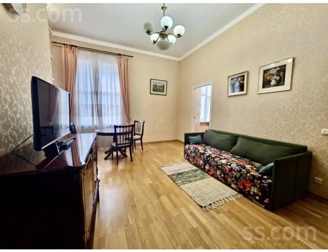 Divistabu dzīvoklis — Pulkv. Brieža 7 — bilde 4