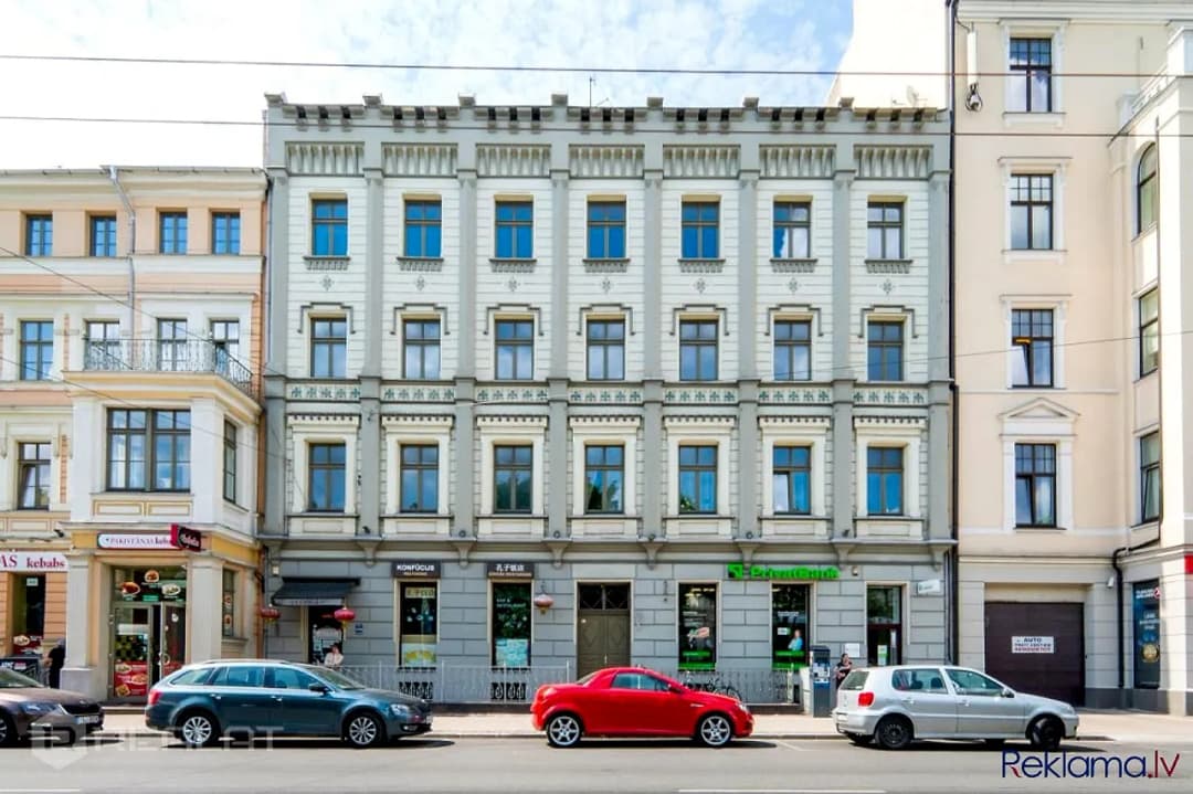 Pārdodas fantastisks namīpašums Rīgas centrā, kas atrodas pāri ielai no diviem ainaviskiem