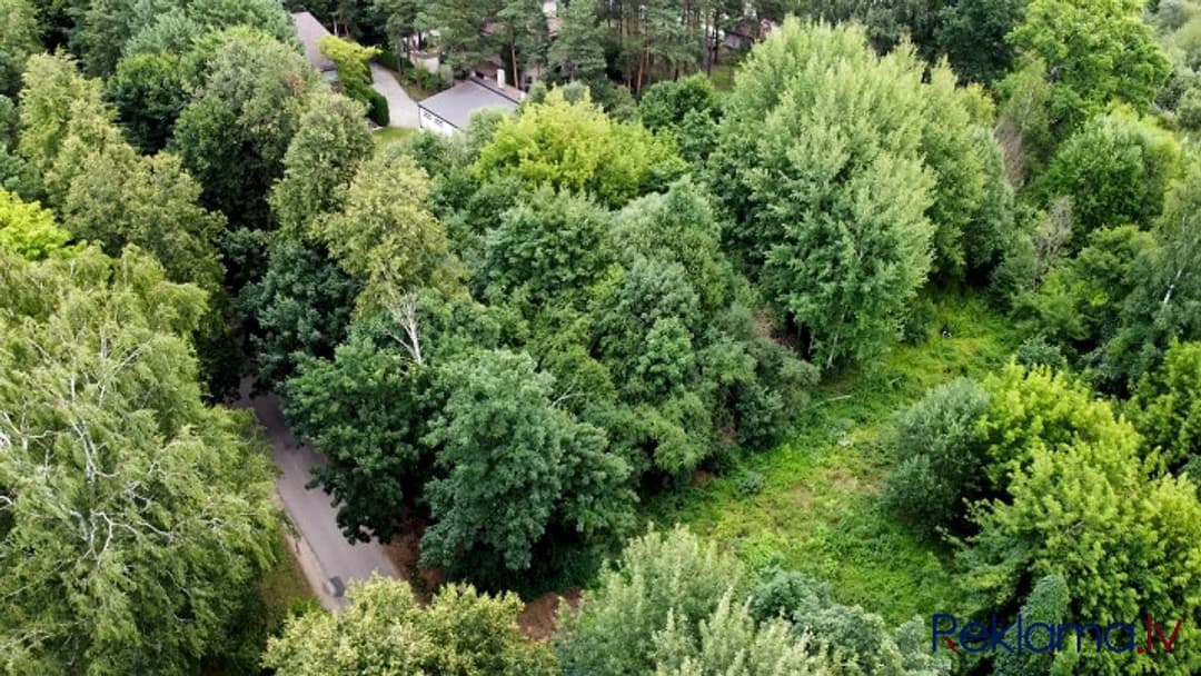 Zemes gabals — Visbijas prospekts — vēl bildes