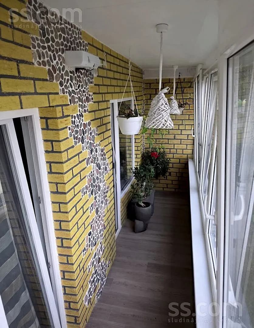 Trīsistabu dzīvoklis — 3 68 — vēl bildes