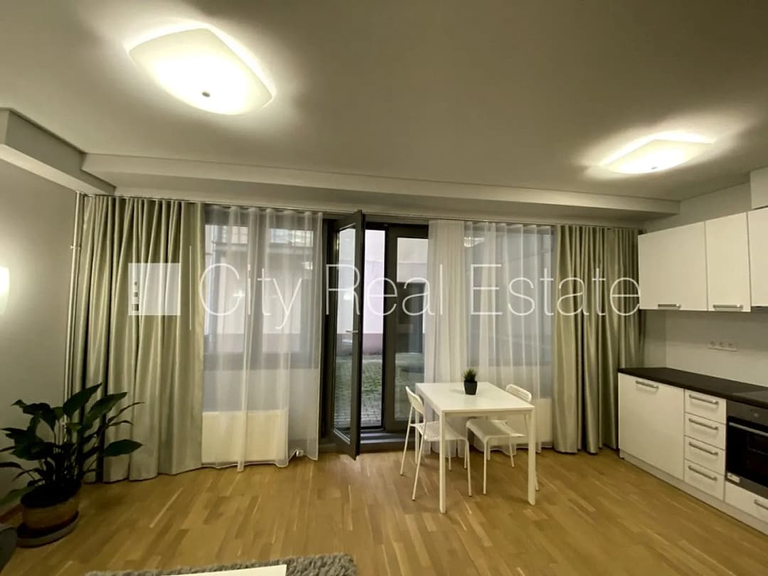 Projekts - Kalpaka Park Residence, fasādes māja, renovēta māja, objektu apsargā fiziskā — bilde 2