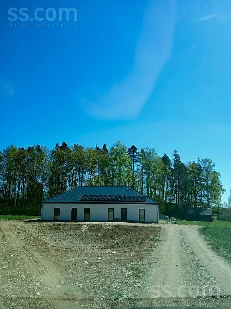 Četristabu māja — Al 1, Madonas novads (Sarkanu Pagasts)