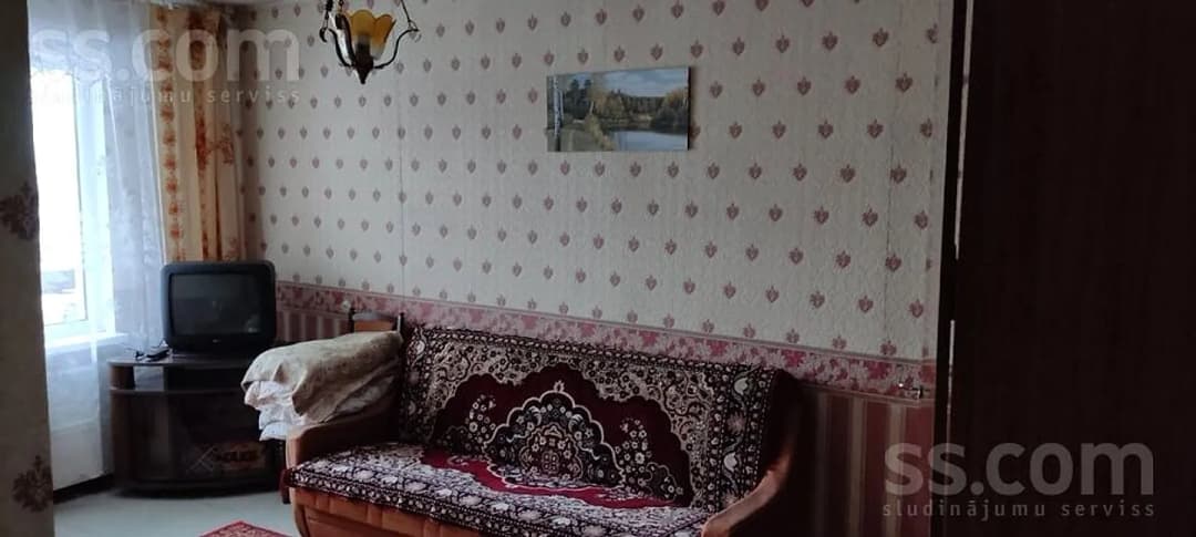 Divistabu dzīvoklis — Ezeru 59