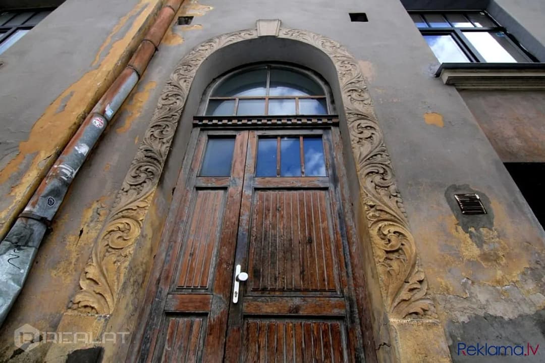 Vienistabas dzīvoklis — Kazarmu iela 2A — vēl bildes