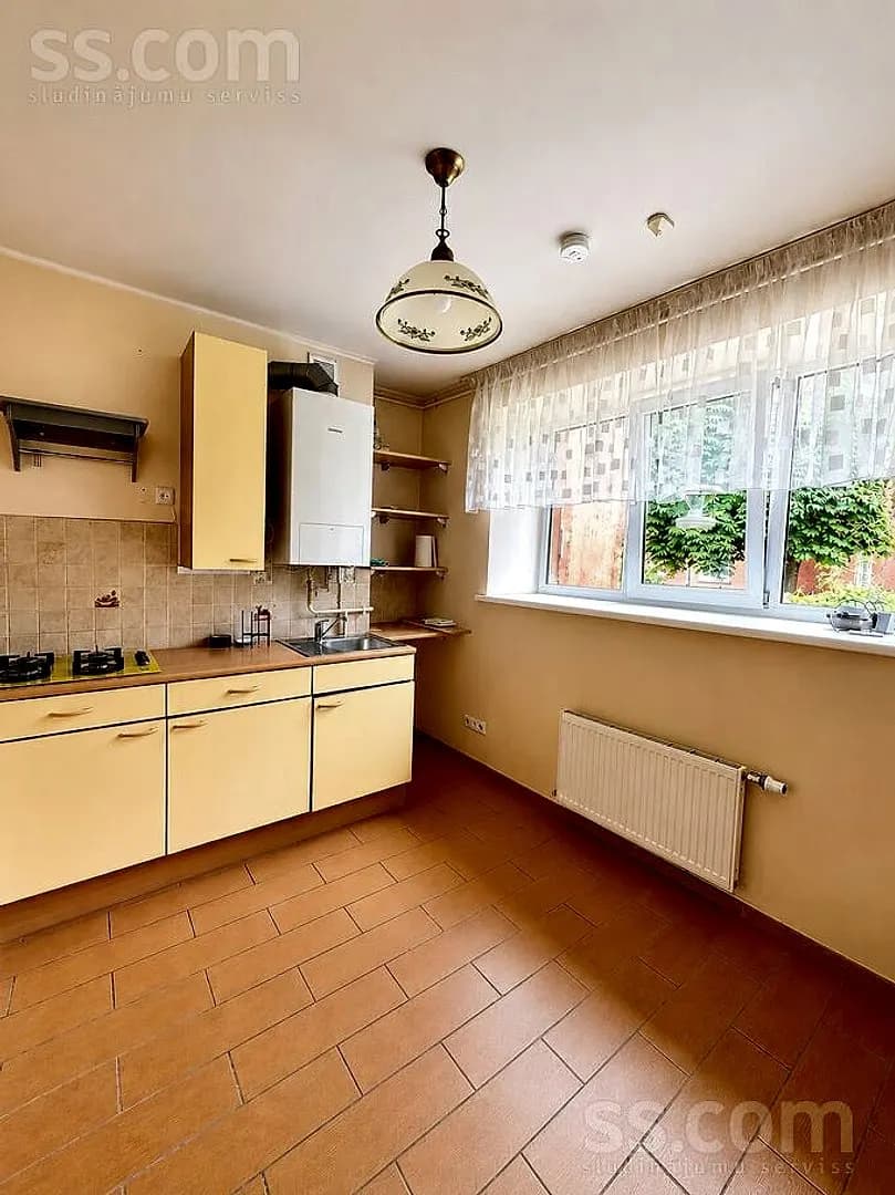 6 istabu dzīvoklis — Pūces 15a